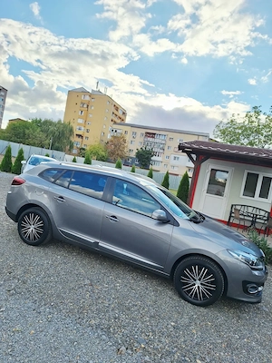 Renalt Megane Grandtour - imagine 5