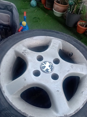 Roți de aliaj complete,dimensiuni 175/65/14  cu cauciucuri de iarnă pe 14 inch ,de Peugeot 206, - imagine 9