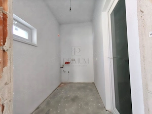 Duplex despartit prin garaj - teren 400 mp 5 camere - - imagine 10