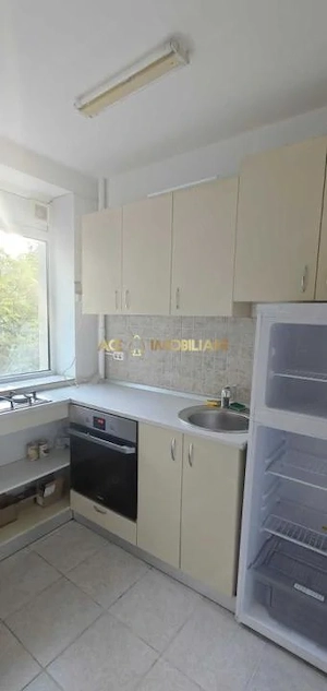 Garsoniera de inchiriat | Titan | Metrou | Pet Friendly | Renovat  - imagine 4