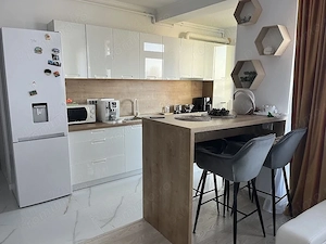Apartament cu 3 camere decomandat MOBILAT SI UTILAT MODERN Braytim - imagine 8
