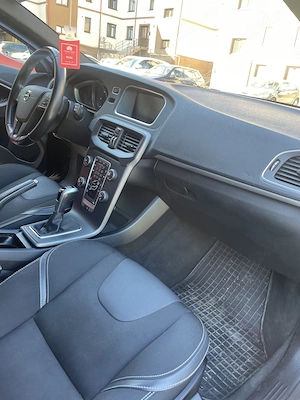 Volvo V40, D2, 2017, Euro 6, Manual - imagine 6