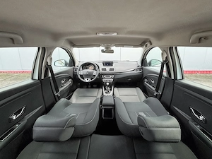 Renault Megane - imagine 13
