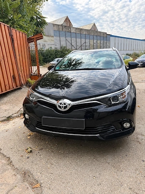 Toyota Auris  - imagine 4