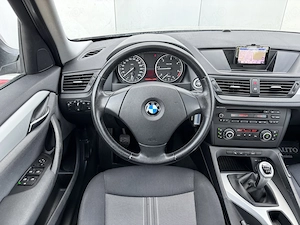 BMW X1 sDrive18d - imagine 14