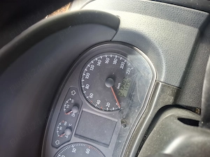 Vând urgent VW POLO 1.2 2006 - imagine 5