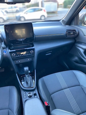 Toyota Yaris Cross Hybrid 4x4 Adventure - imagine 7