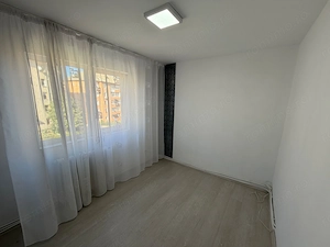 Apartament 2 camere, etaj 2 - Cugir - imagine 6