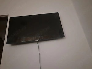 Vand TV Sony Bravia diagonala 32  (81 cm) KDL-920x1080 (Full HD) negru