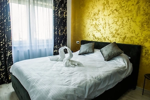Închiriez apartament 2 camere zona Coresi - imagine 4