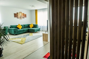 Închiriez apartament 2 camere zona Coresi - imagine 9