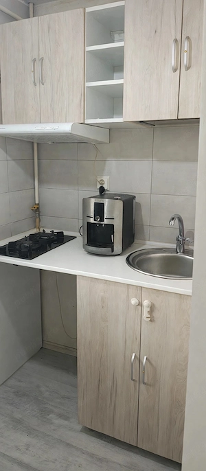 Vand Apartament 2 camere  - imagine 2