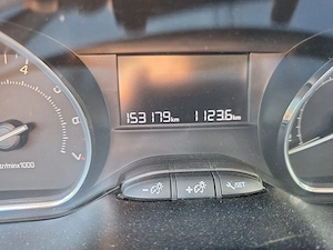 Peugeot 2008   unic proprietar, stare foarte bună, 2014 - imagine 4
