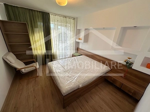 Apartament cu 3 camere, 90mp, decomandat, Zona EON - imagine 5