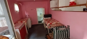 PROPRIETAR vand casa in zona UTA - imagine 6
