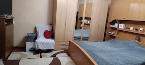 PROPRIETAR vand casa in zona UTA - imagine 3