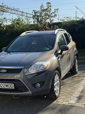   Ford kuga 4x4    - imagine 4