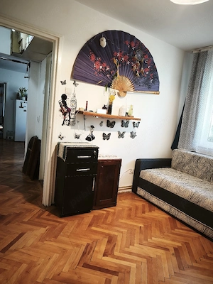 vând apartament cu 3 camere in Tudor zona Fortuna  - imagine 9