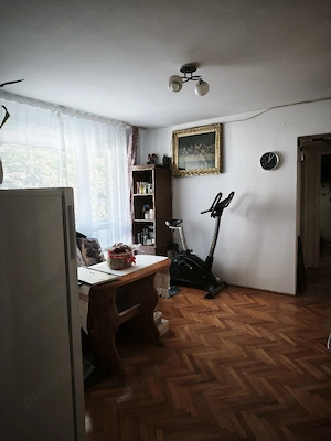 vând apartament cu 3 camere in Tudor zona Fortuna  - imagine 5