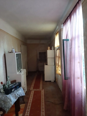 Casă de vânzare în Vălcani  - imagine 2