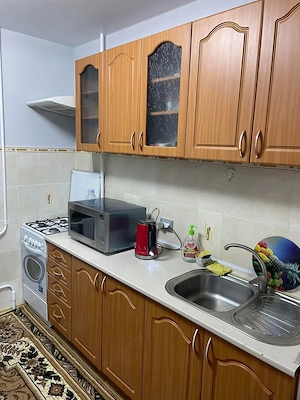 Apartament cu 2 camere de închiriat în Obor