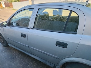 Opel Astra - imagine 2