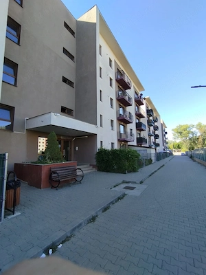 Vând apartament 2 camere Tractorul - imagine 9