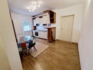 Zona Stadion - De închiriat apartament cu două camere la etajul doi - imagine 9