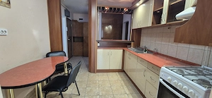 Proprietar închiriez apartament cu 2 camere zona podgoria - imagine 3