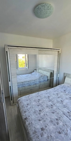 vand apartament 2 camere ,zona centrala  - imagine 10
