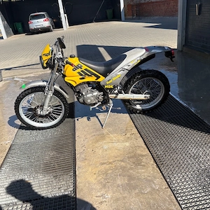 Beta Alp 200 Suzuki 200cc   4T   Pornește la buton și pedală - imagine 4