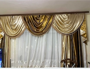 Draperie cu perdea.