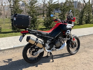 Motocicleta Adventure Touring Aprilia Tuareg 660   Accesorizată OEM - imagine 4