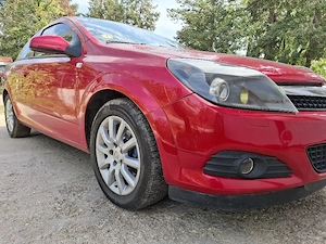 Opel Astra Gtc - imagine 3