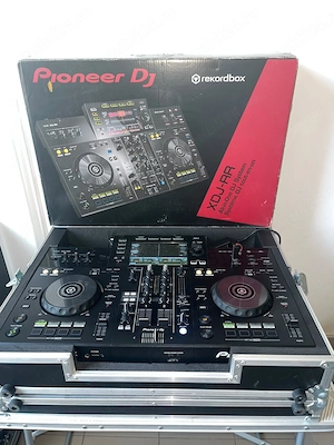 Consola stand-alone Pioneer XDJ-RR cu Case si Cutie impecabile