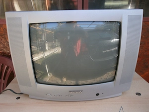 tv vintage watson, hyundai