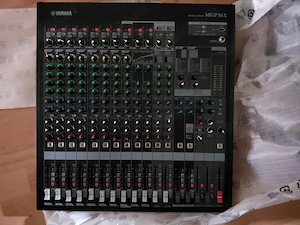 Mixer Yamaha MGP16X