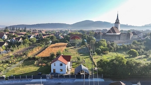 Comision 0 %! Teren intravilan de vânzare, central, Sânpetru!