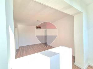 Apartament cu 2 camere, complet renovat – Aurel Vlaicu, zona Poetului - imagine 3