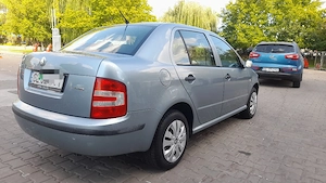 Skoda fabia 1,2 benzina  142.000 km Reali Carte service la Reprezentanța  Skoda Ivas Galați  - imagine 5