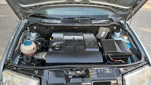 Skoda fabia 1,2 benzina  142.000 km Reali Carte service la Reprezentanța  Skoda Ivas Galați  - imagine 6