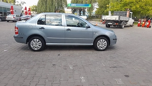 Skoda fabia 1,2 benzina  142.000 km Reali Carte service la Reprezentanța  Skoda Ivas Galați  - imagine 10