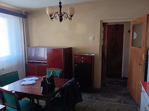 Vând apartament doua camere, cartier Trivale - imagine 2