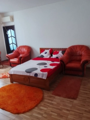 Vând apartament cu două camere  - imagine 2