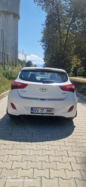 Hyundai i30  1,4 crdi 2013 - imagine 2