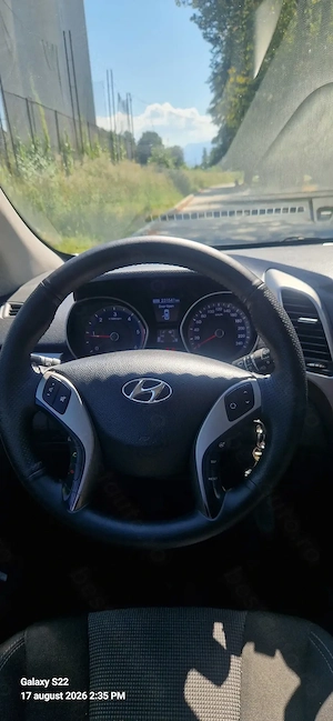 Hyundai i30  1,4 crdi 2013 - imagine 10