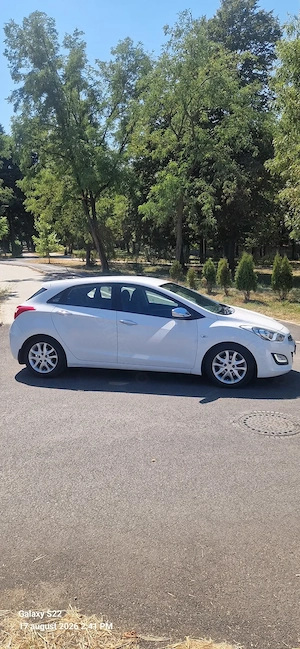 Hyundai i30  1,4 crdi 2013 - imagine 4