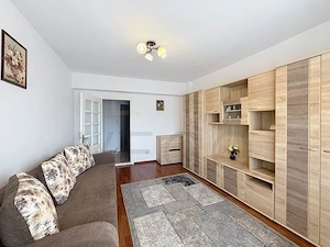 Apartament 2 camere decomandate, 55 mp, zona NTT - P-ta M.Viteazu - imagine 2