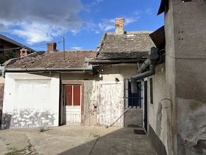 vand casa in cartierul Parneava - imagine 2