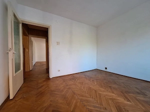 2 camere decomandat | Soarelui | Etaj 3 | 53 mp | Gaz si posibilitate centrala - imagine 12
